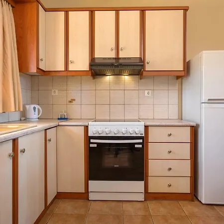 Venetico Beachfront & - 2 Bedroom Appartement *
