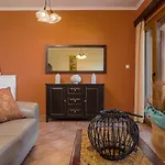 Venetico Beachfront & - 2 Bedroom Apartmán *