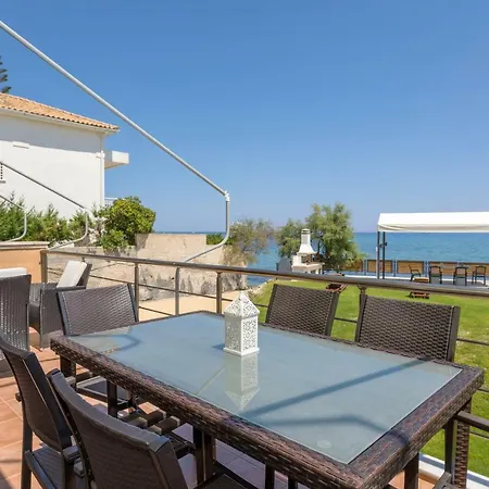 Apartamento Venetico Beachfront & - 2 Bedroom Argassi
