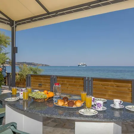 Venetico Beachfront & - 2 Bedroom Apartment *
