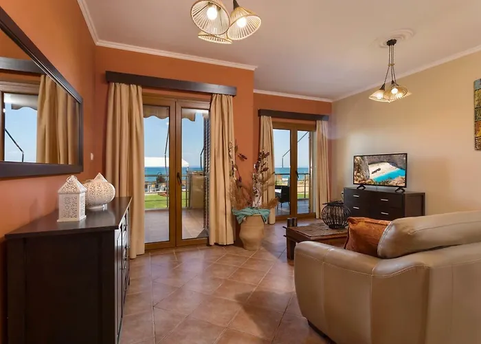 Venetico Beachfront & - 2 Bedroom * Argassi