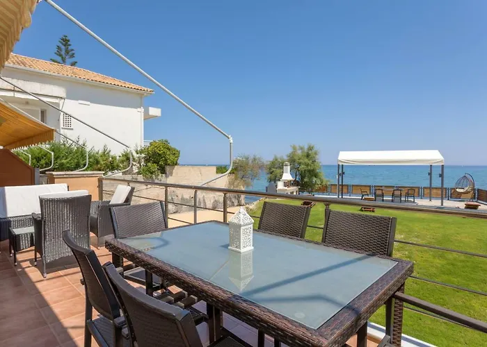 Apartamento Venetico Beachfront & - 2 Bedroom Argassi