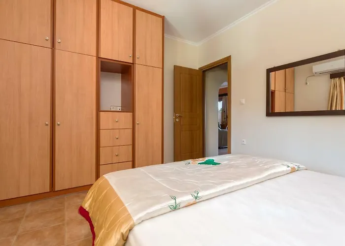 Apartamento Venetico Beachfront & - 2 Bedroom *