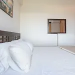 Venetico Beachfront & - 2 Bedroom شقة أرغاسي