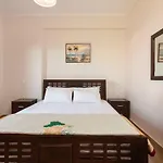 Venetico Beachfront & - 2 Bedroom Argassi