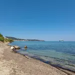 Venetico Beachfront & - 2 Bedroom Apartamento Argassi