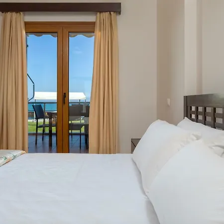 Lägenhet Venetico Beachfront & - 2 Bedroom